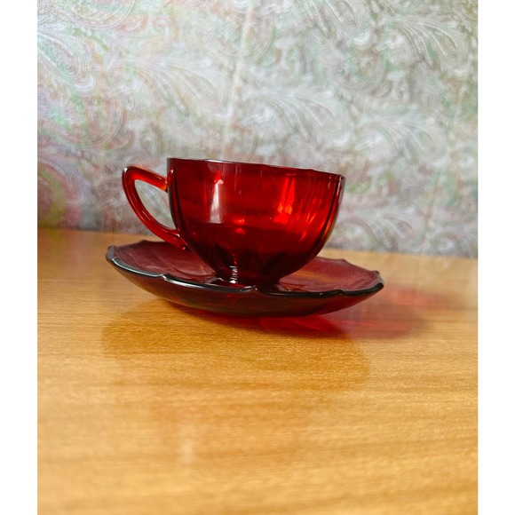 Vintage Ruby Red glass tea cup and saucer set by New Martensville glass - Picture 9 of 10